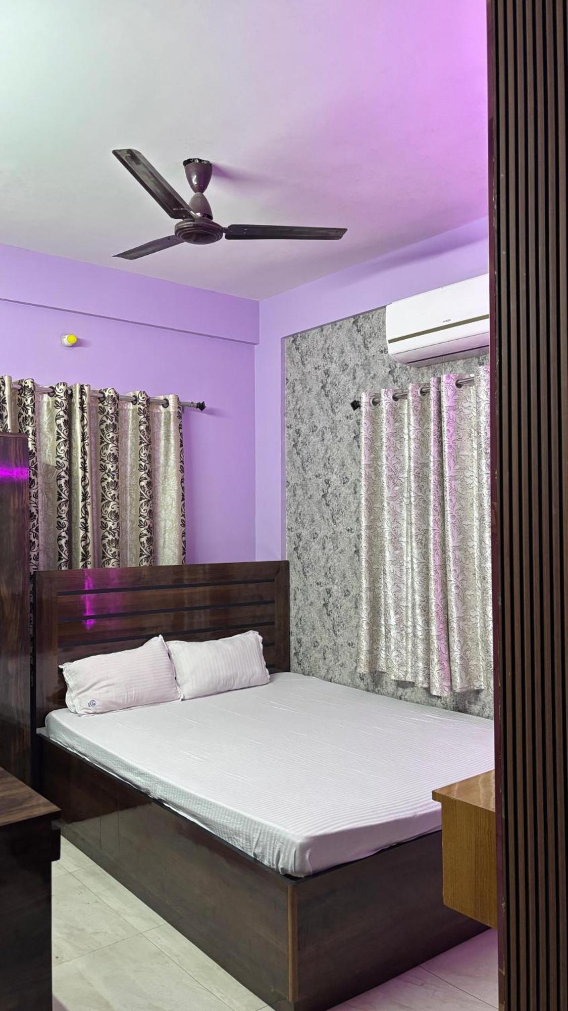 Garden Guest House Near Rene Tower Ruby General Hospital Calcutta Extérieur photo